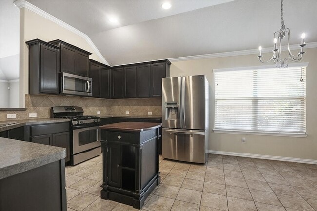 Building Photo - 2208 Tranquility Ln