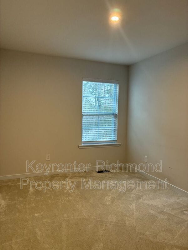 Building Photo - 3396 Dewsberry Ln