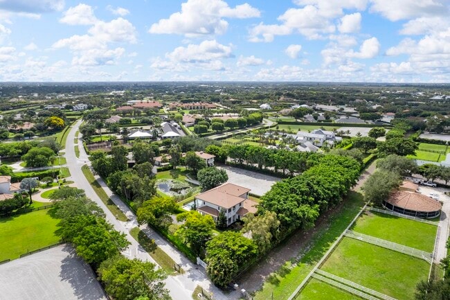 Building Photo - 14492 Equestrian Way