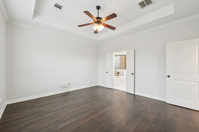 Building Photo - 618 Aulia Ln