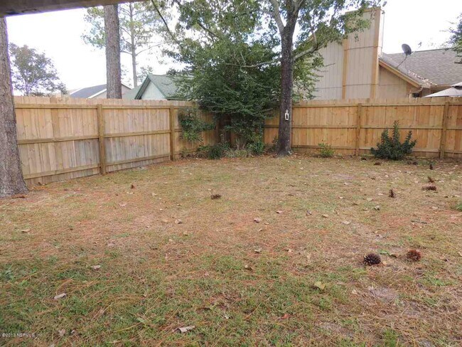 Building Photo - 8055 Creedmoor Dr