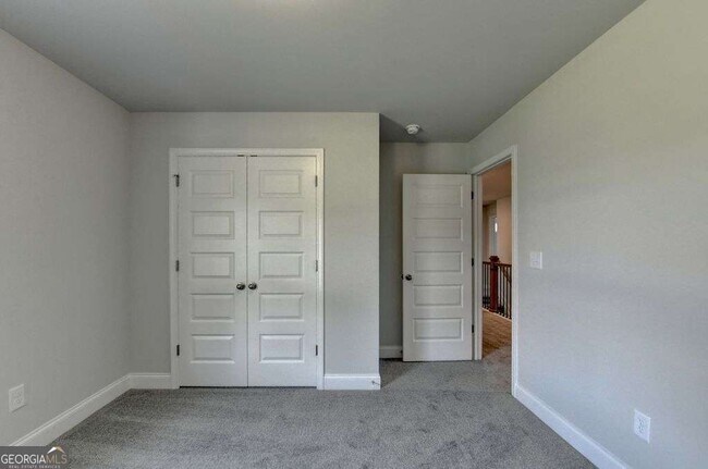 Building Photo - 7309 Yewtree Dr