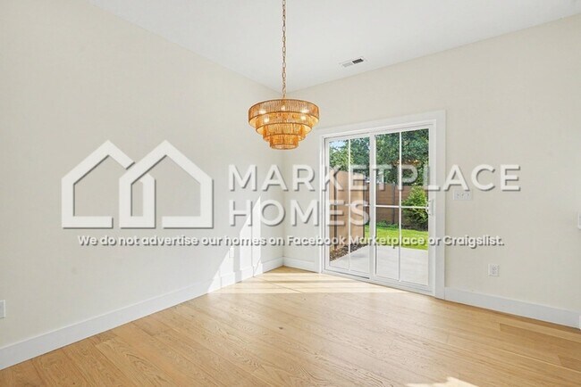 Building Photo - 6 Taverly Dr