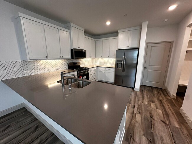 Kitchen 1 - 12874 Teton St