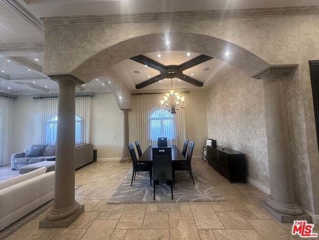 Building Photo - 458 Flores St