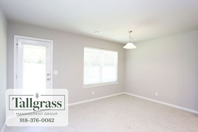 Building Photo - Brand New 4/2/2 in The Heights neighborhood!