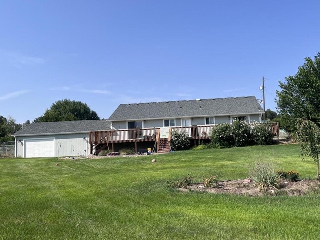 Building Photo - 22563 Hanley Dr