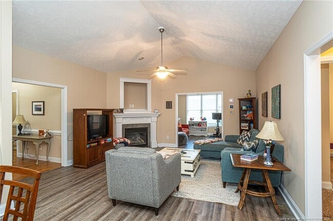 Building Photo - 3024 Metthame Dr
