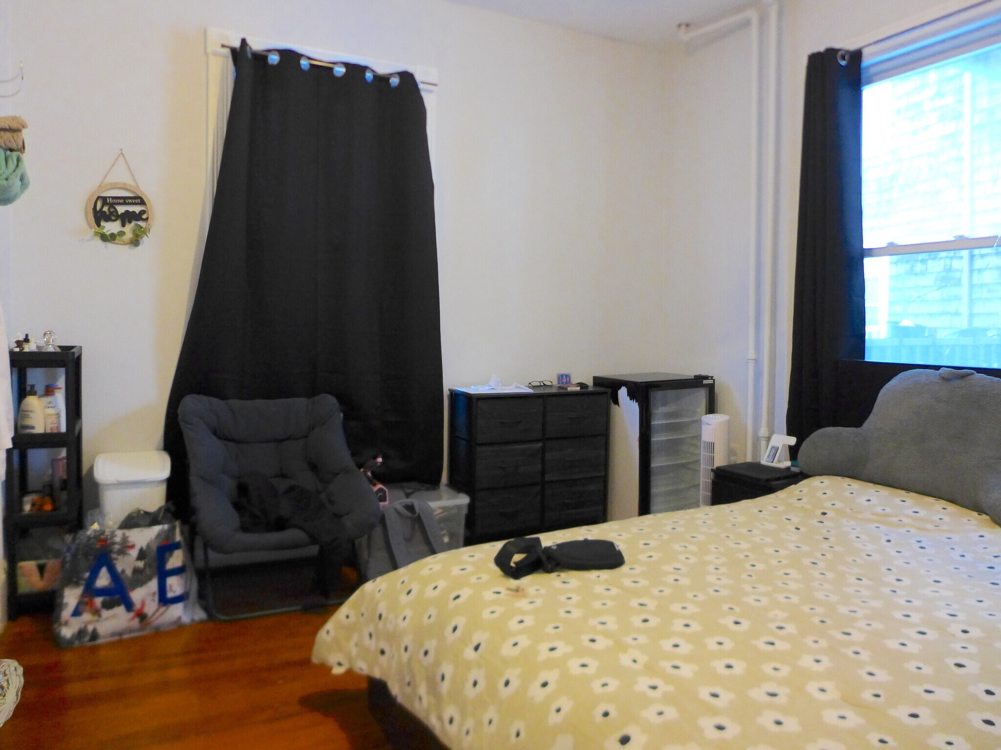 Building Photo - 6 Bucknam St