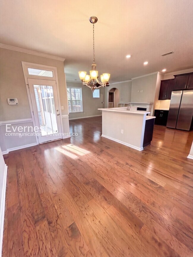 Building Photo - 2781 Milano Avenue