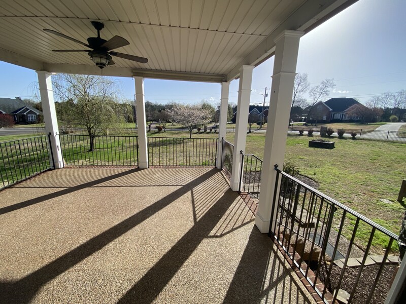 Building Photo - 301 Chamblee Ct