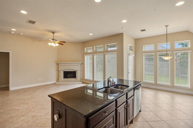 Building Photo - 29022 Crested Butte Dr