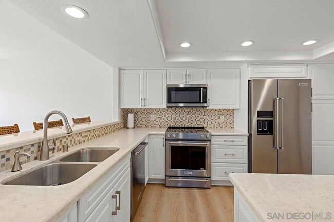 Building Photo - 378 Playa Blanca