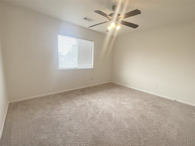 Building Photo - 18807 Harbor Key Cir