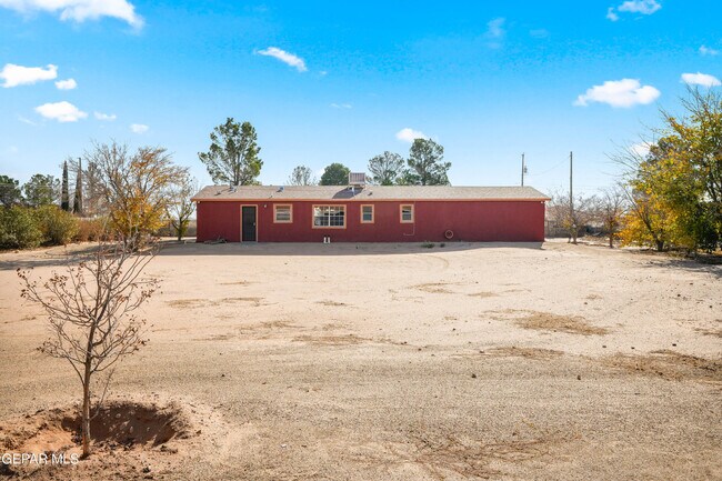 Building Photo - 16051 Harrison Ave