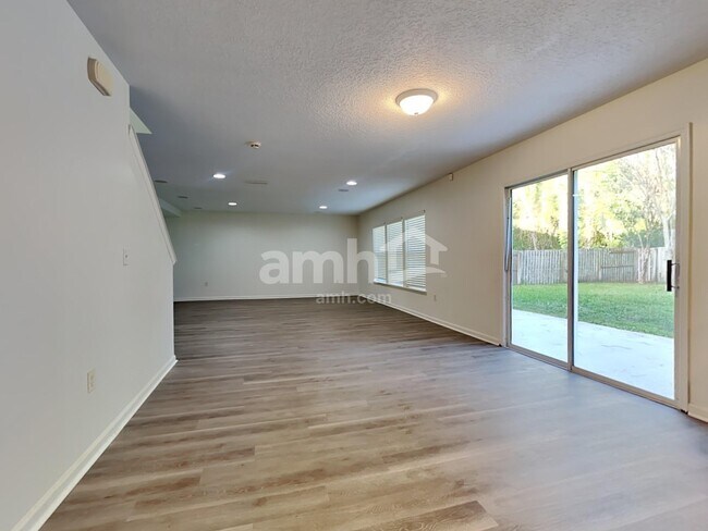 Building Photo - 11527 Spring Board Dr