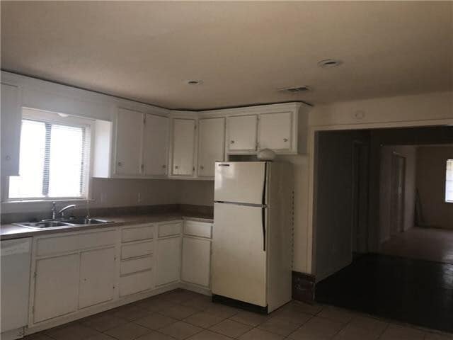 Building Photo - 510 Sunset Dr