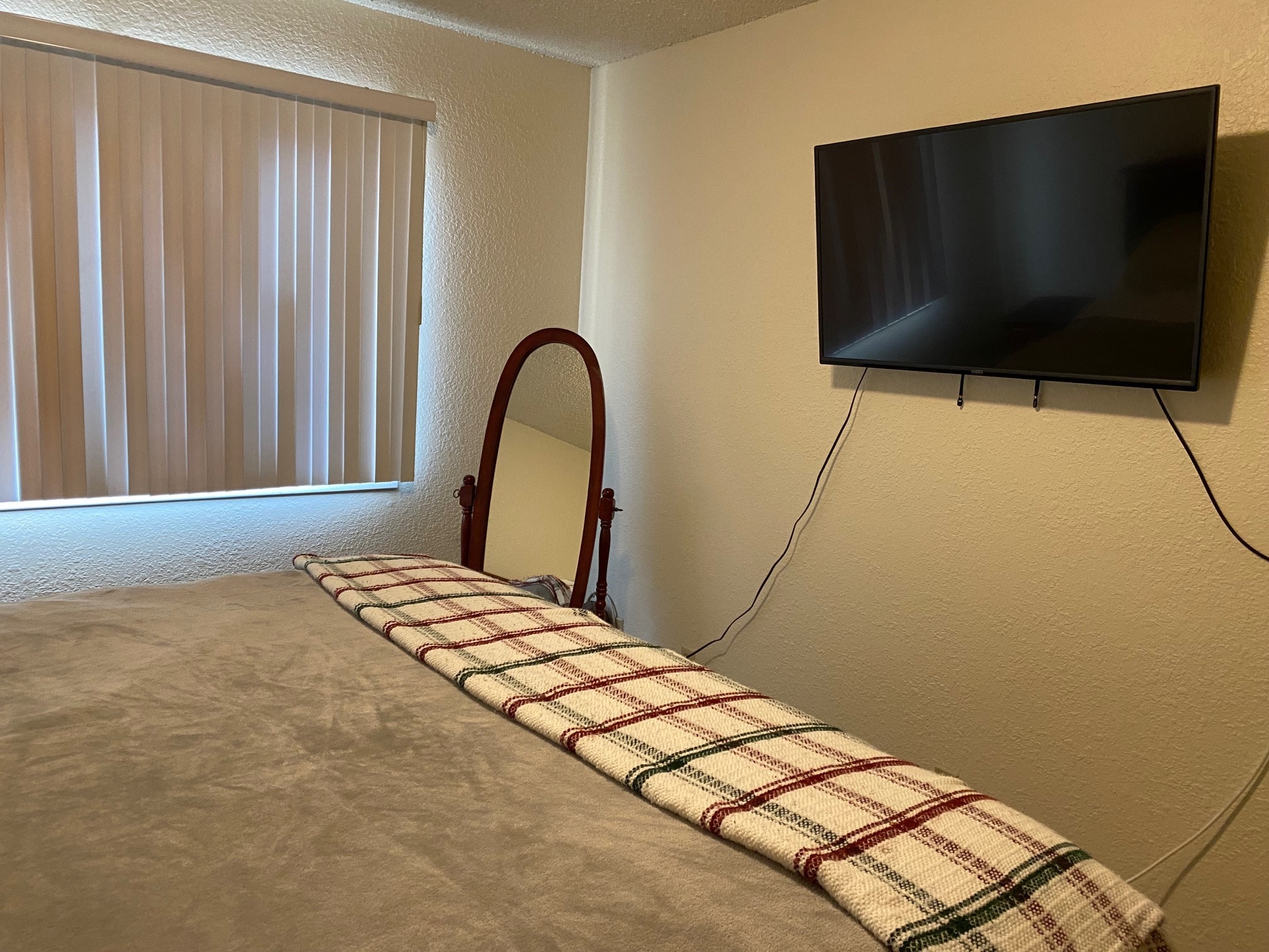 Building Photo - 1520 Palmer Dr