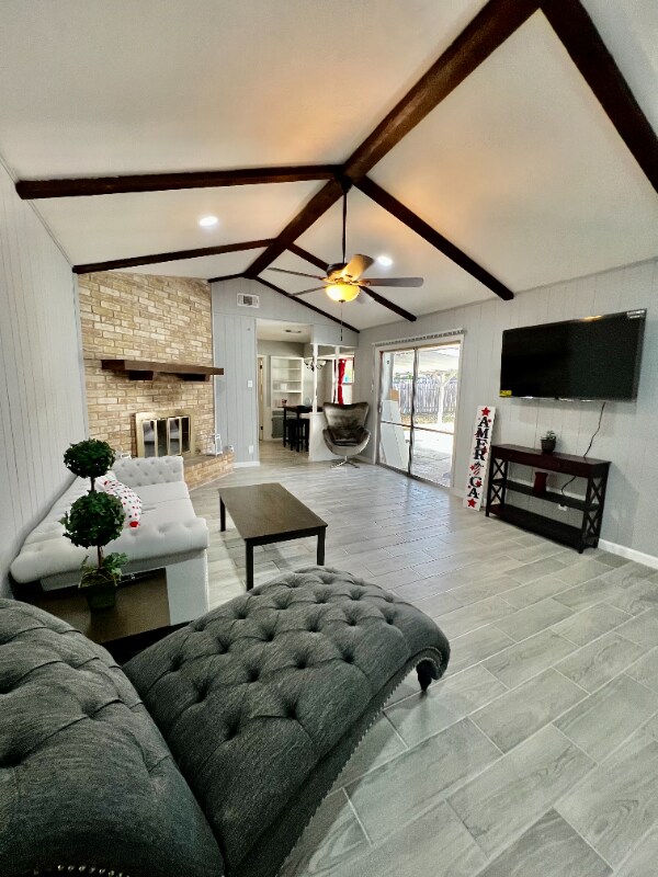 Building Photo - 506 Balboa Dr