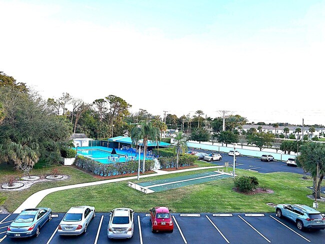 Building Photo - 3951 Via Poinciana