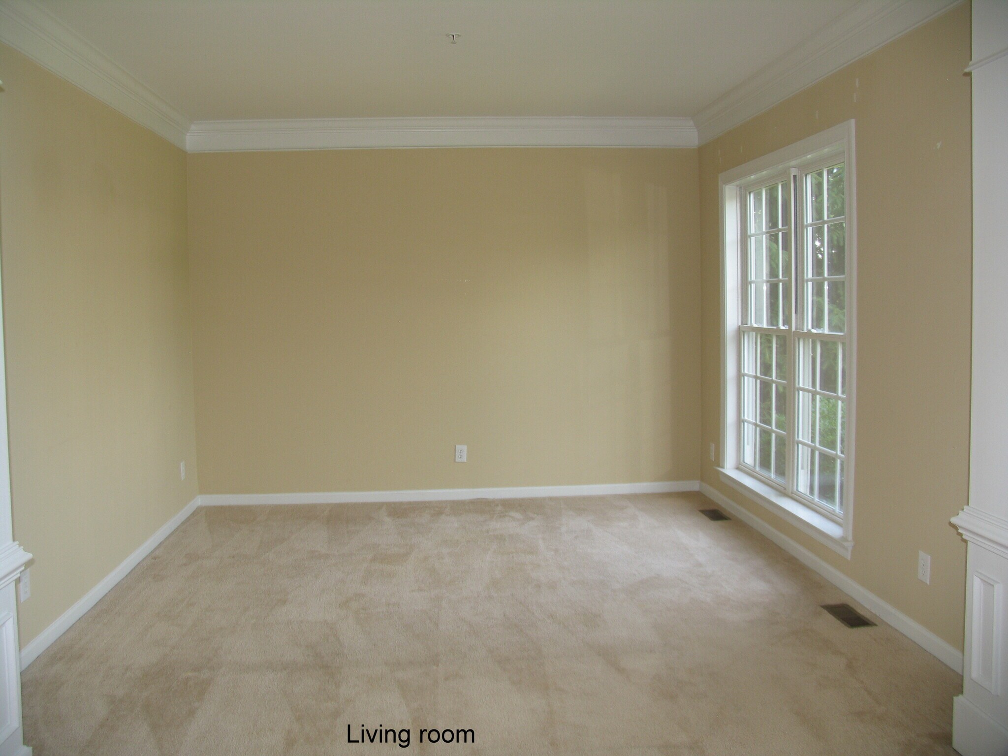 Building Photo - 2812 River Willow Dr