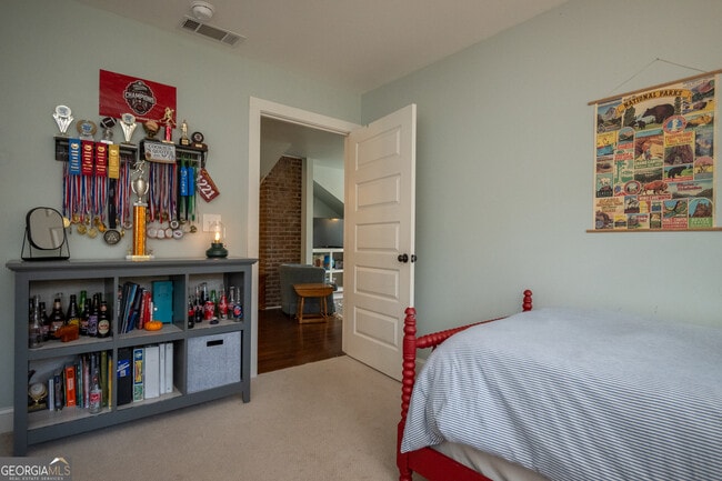 Building Photo - 290 Milledge Cir