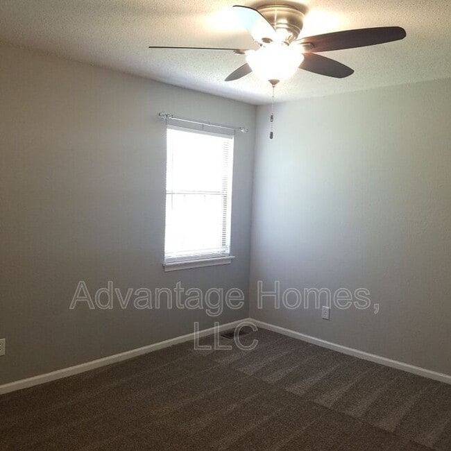 Building Photo - 304 W 132 St