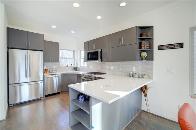Building Photo - 2008 NW 59th St