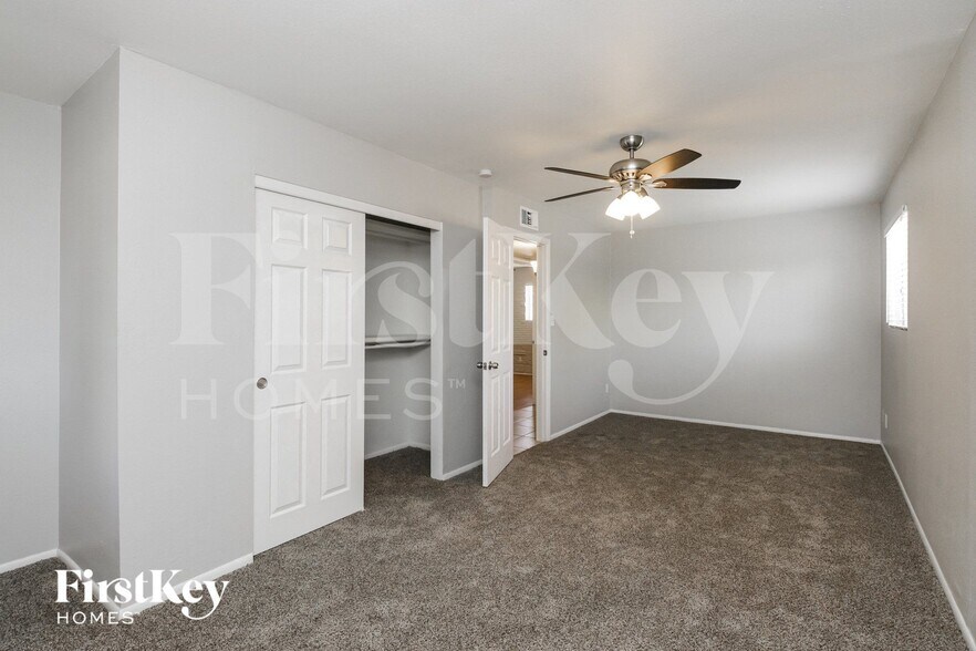 Building Photo - 14623 N 32nd Pl