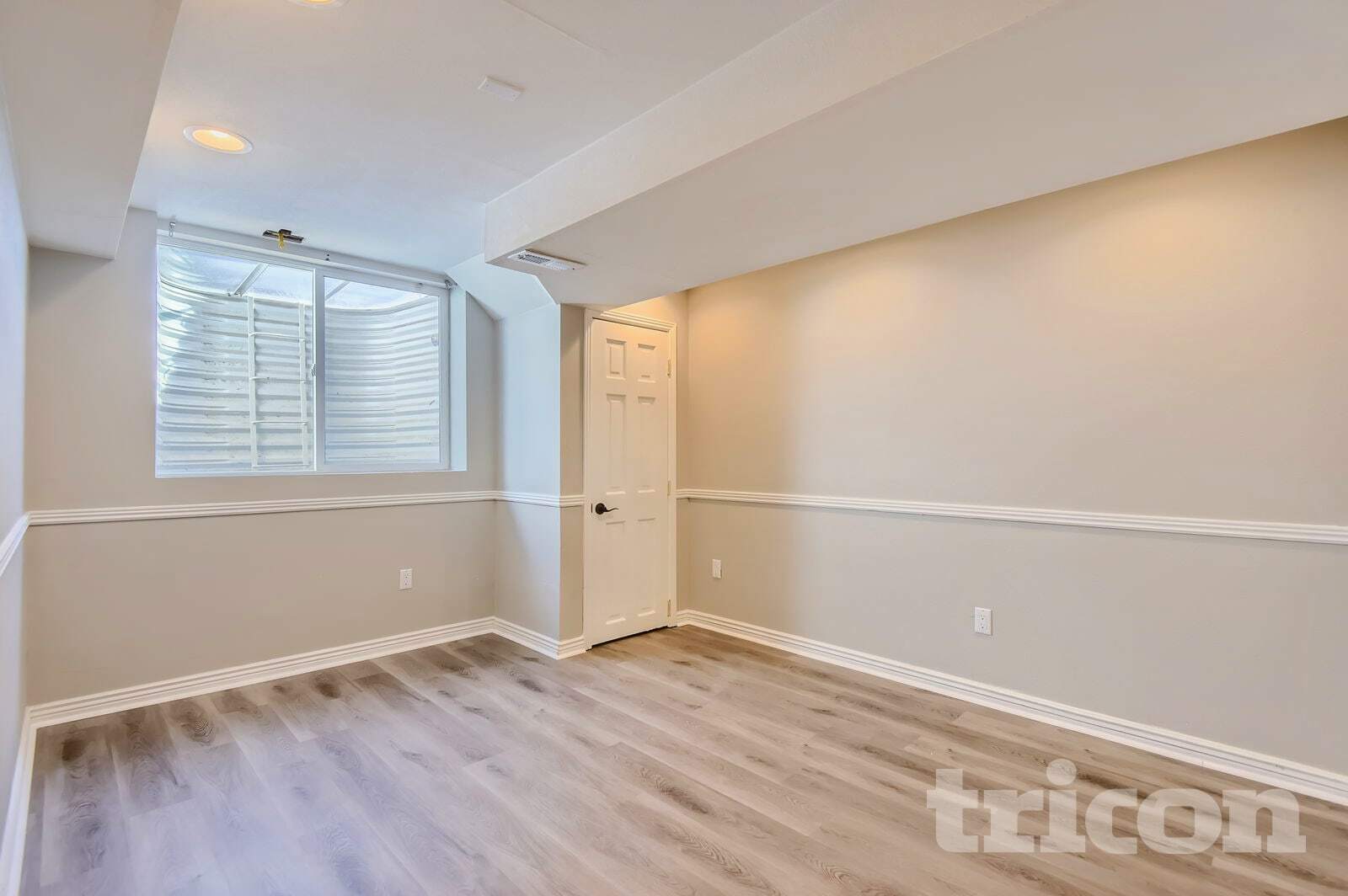 Building Photo - 7681 E Easter Pl