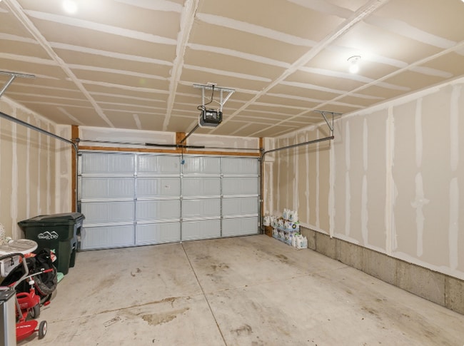 Building Photo - Coming Soon!
