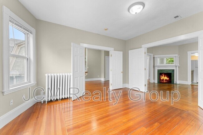 Building Photo - 45 Highland Ave