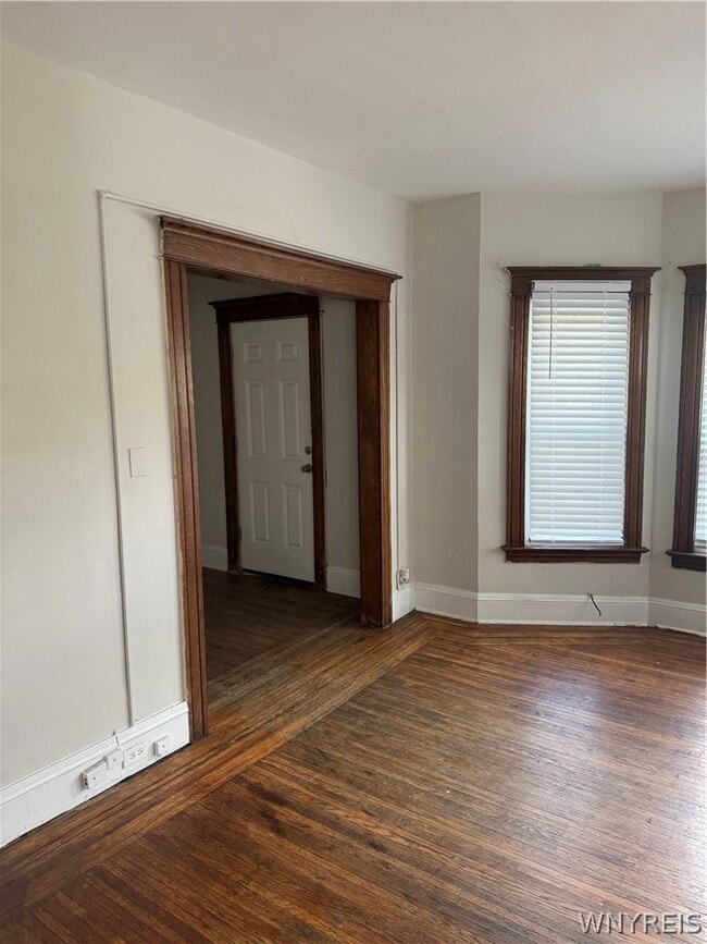 Building Photo - 238 Oxford Ave