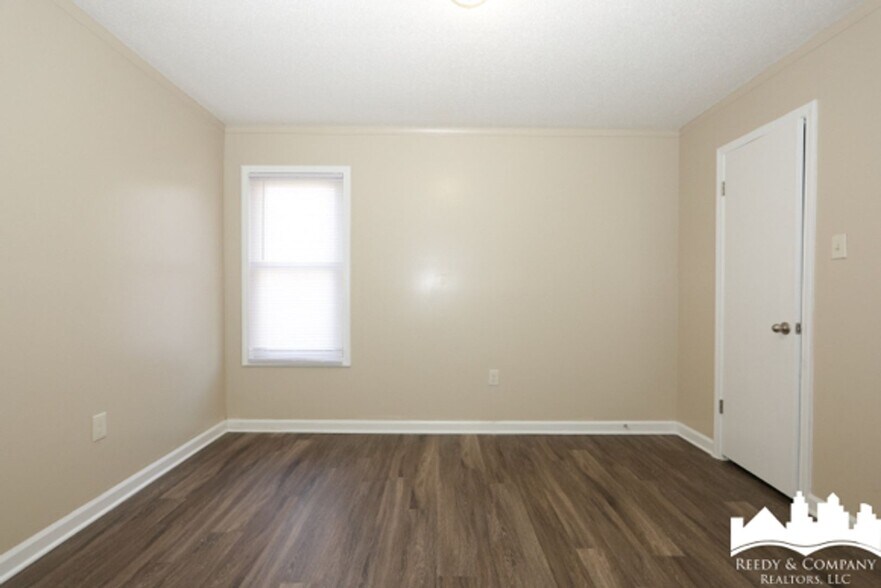 Building Photo - 6051 Port Harbor Dr