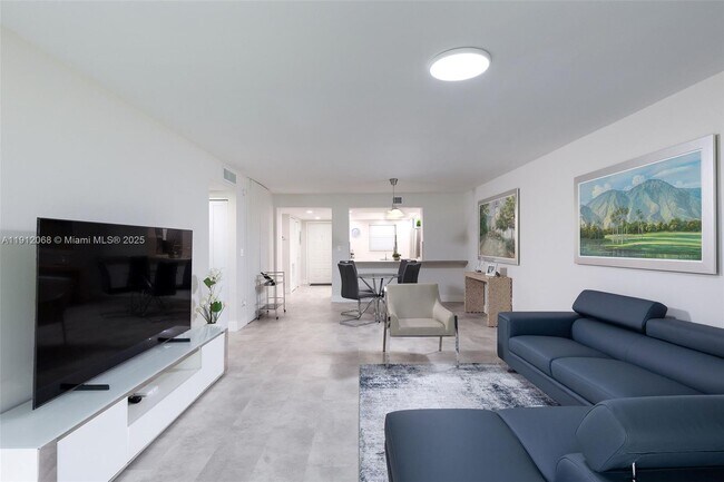 Building Photo - 16171 Blatt Blvd