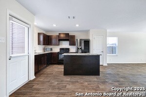 Building Photo - 6503 Dynamic Sound