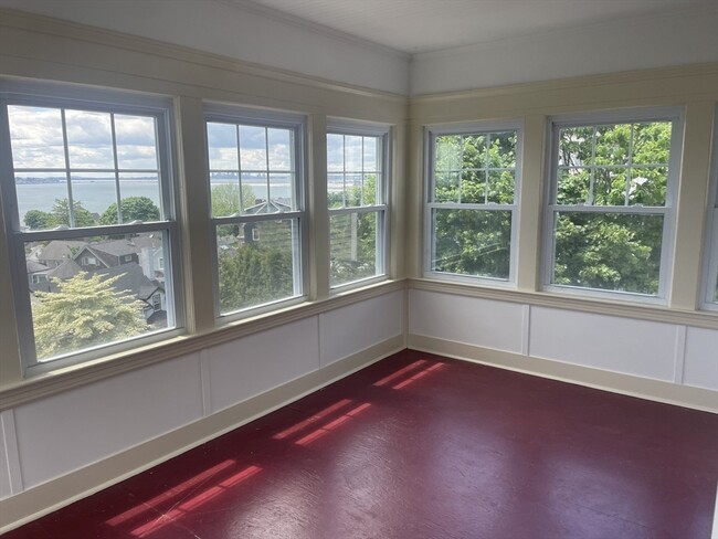 Building Photo - 69 Rockland St