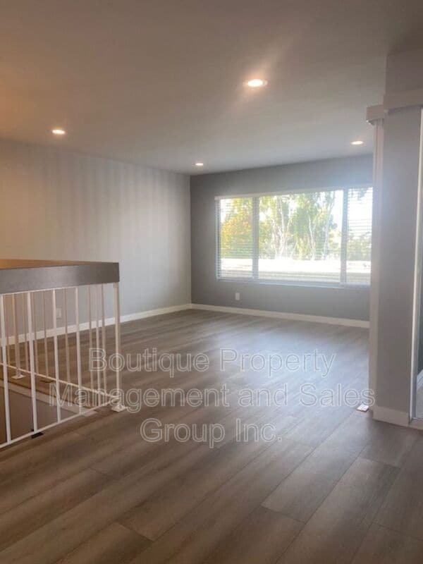 Building Photo - 23331 Caminito Telmo