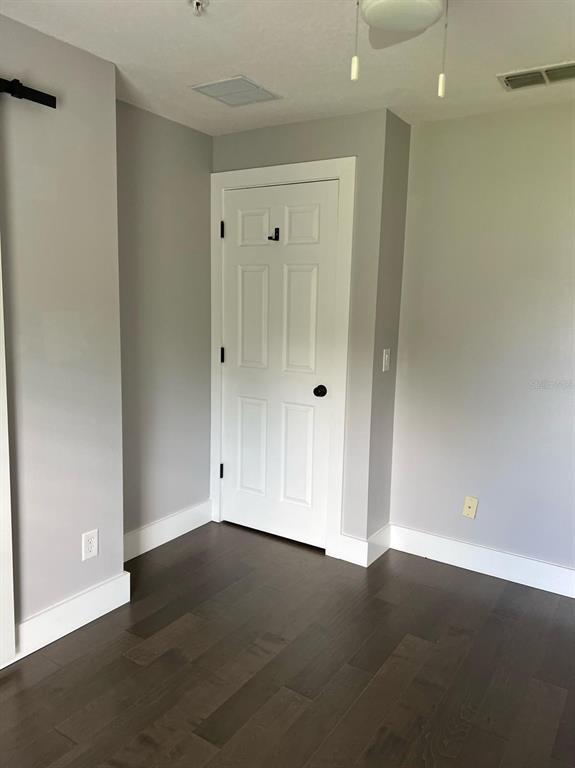 Building Photo - 9724 Tivoli Villa Dr