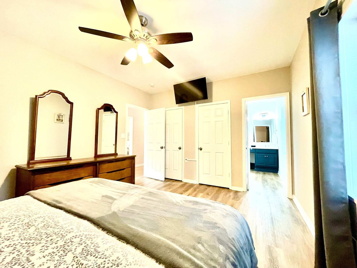 Building Photo - 2560 Hammond Dr