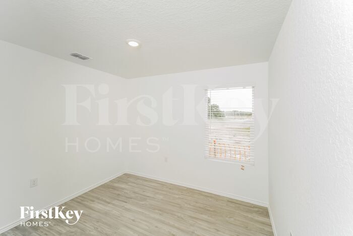 Building Photo - 6238 Marco Plains
