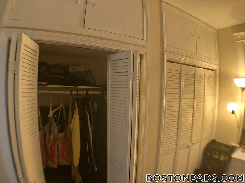 Building Photo - 1254 Commonwealth Ave