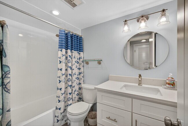 Building Photo - 100 Paradise Harbour Blvd