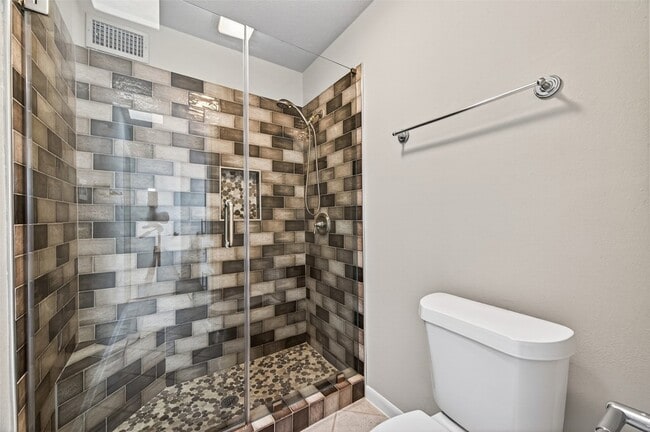 Building Photo - 1114 Augusta Dr
