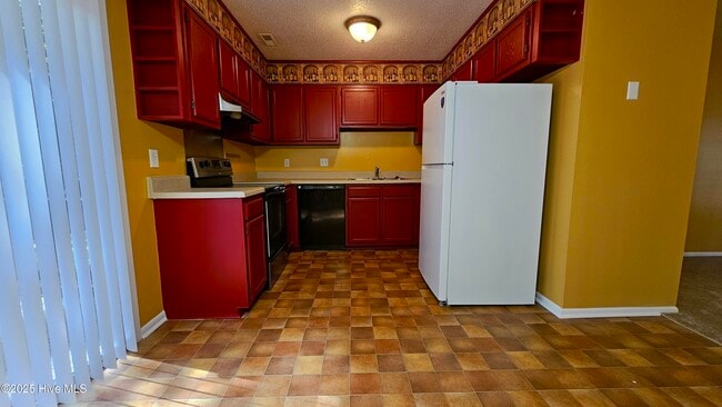 Building Photo - 709 Terrace Ct