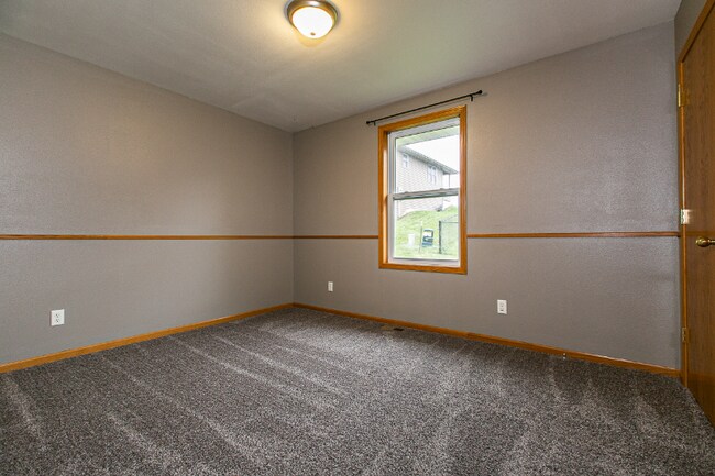 Building Photo - 3061 Stellar Eagle Dr