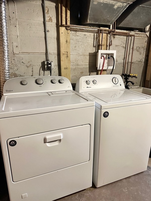 Building Photo - 858 Clay St