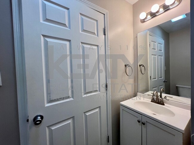 Building Photo - COMING SOON! 3 Bedroom Home in Fox Run!