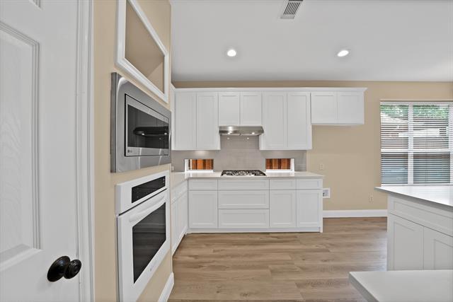 Building Photo - 18638 Tall Oak Dr