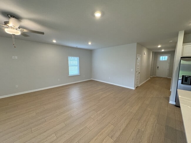 Building Photo - 229 Waylan Rdg Ln
